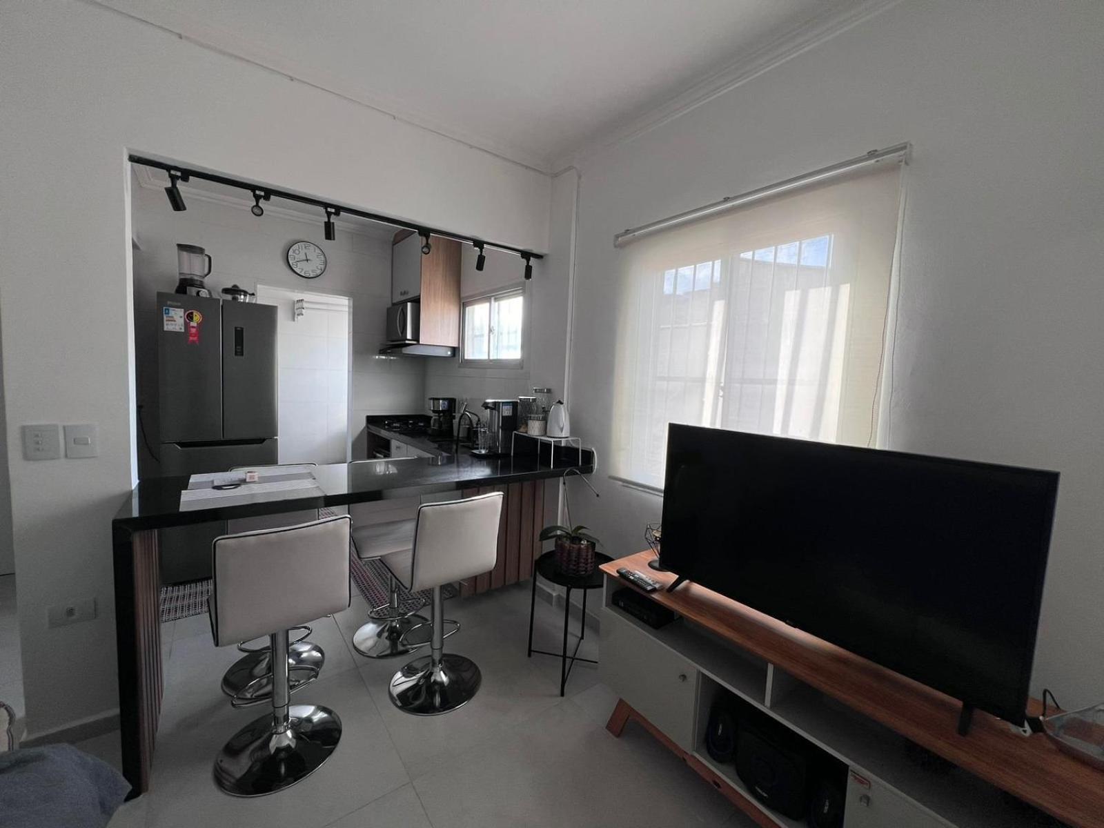 Canto Forte- Suite C/Varanda - Ate 5 Hospedes- Garagem - Wi Fi E 200 Metros Da Praia, 50 Metros Da Av Gastronomica Da Pg Praia Grande (Santos) Exterior photo