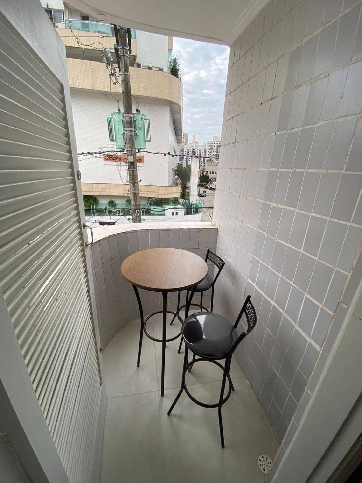 Canto Forte- Suite C/Varanda - Ate 5 Hospedes- Garagem - Wi Fi E 200 Metros Da Praia, 50 Metros Da Av Gastronomica Da Pg Praia Grande (Santos) Exterior photo