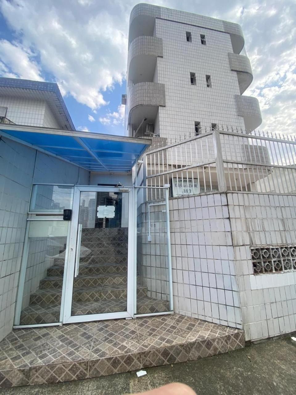 Canto Forte- Suite C/Varanda - Ate 5 Hospedes- Garagem - Wi Fi E 200 Metros Da Praia, 50 Metros Da Av Gastronomica Da Pg Praia Grande (Santos) Exterior photo